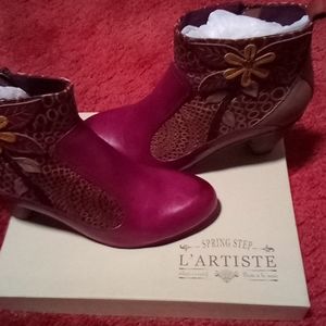 Woman's boots